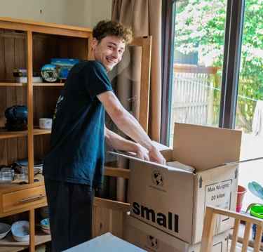 Performing packing service